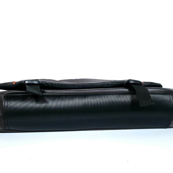 Travelers Club Cross-body Messenger Bag - Picture 8 of 8